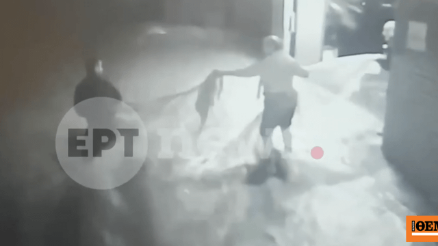 Αστυνομικός έσωσε την τελευταία στιγμή ηλικιωμένους στο Κορωπί: «Ήμουν σχεδόν αναίσθητος και μου φώναζε δεν σε αφήνω»