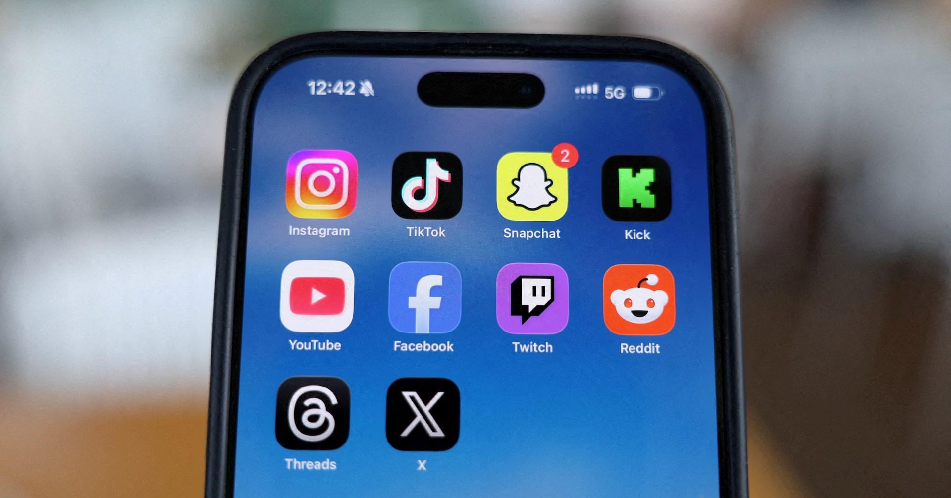 Greece to soon announce social media ban for children under 15, government source says