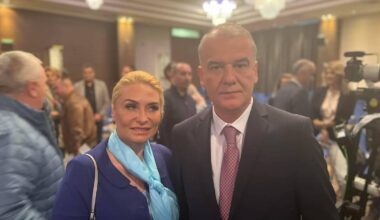 Adriana Georgescu, avocata prinsă cu șpaga de 60.000 de euro, a fost angajată la Ministerul Transporturilor la cabinetul liberalului Ion Popa, Grindeanu a semnat decizia