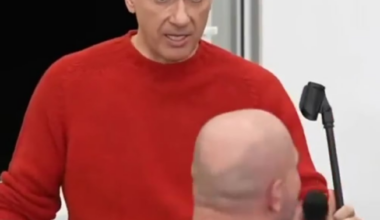 Lázárinfón Lakatos Ádám helyreteszi Lázárt és Szabó Bálint ellopja a mikrofont!