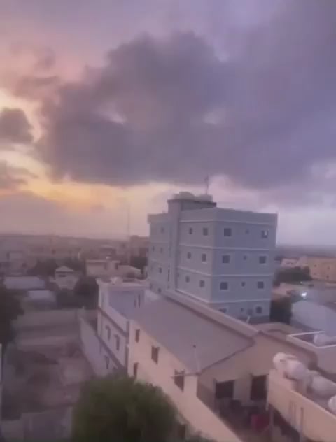 Turkey’s F-16 jets deployed to Somalia were seen flying at low altitude over Mogadishu.