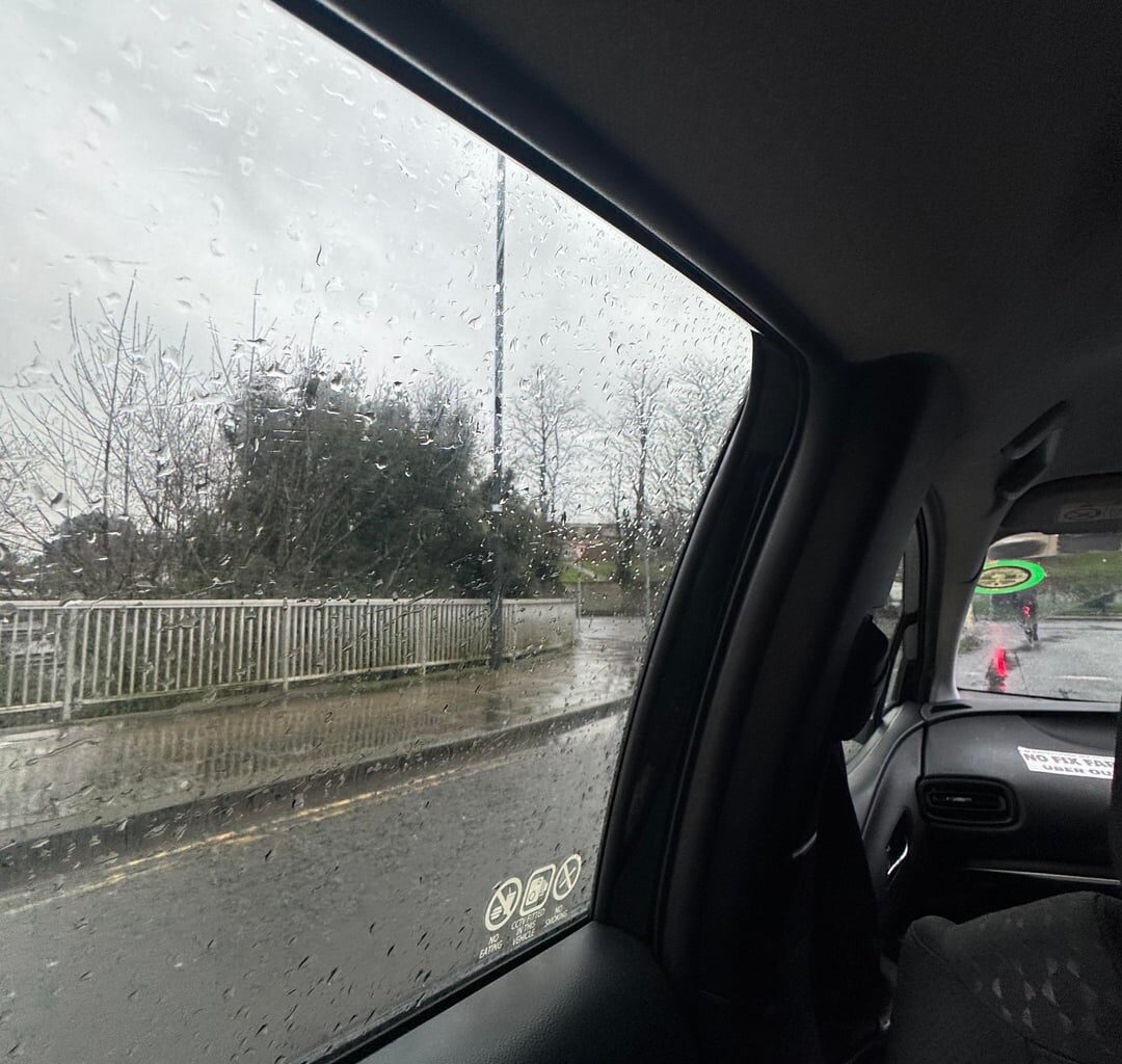 Uber driver with funny sticker “NO FIXED FARE, UBER OUT”