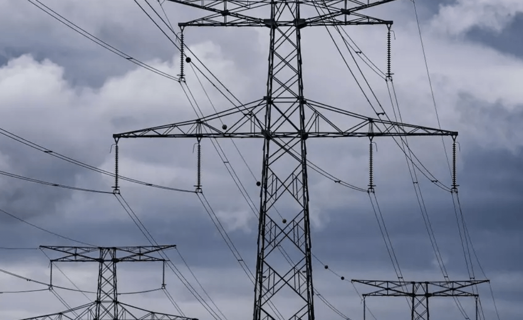 Romania sends energy across Prut River to support Moldova