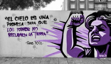 "Cennet bir vaattir ki garibanlar dünya üzerinde hak iddia etmeyecek." Bu gönderiyi kaydırabilirsiniz