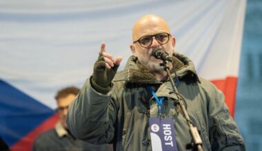 Umělci přijali Klempířovu výzvu, chtějí se ale sejít veřejně - Novinky