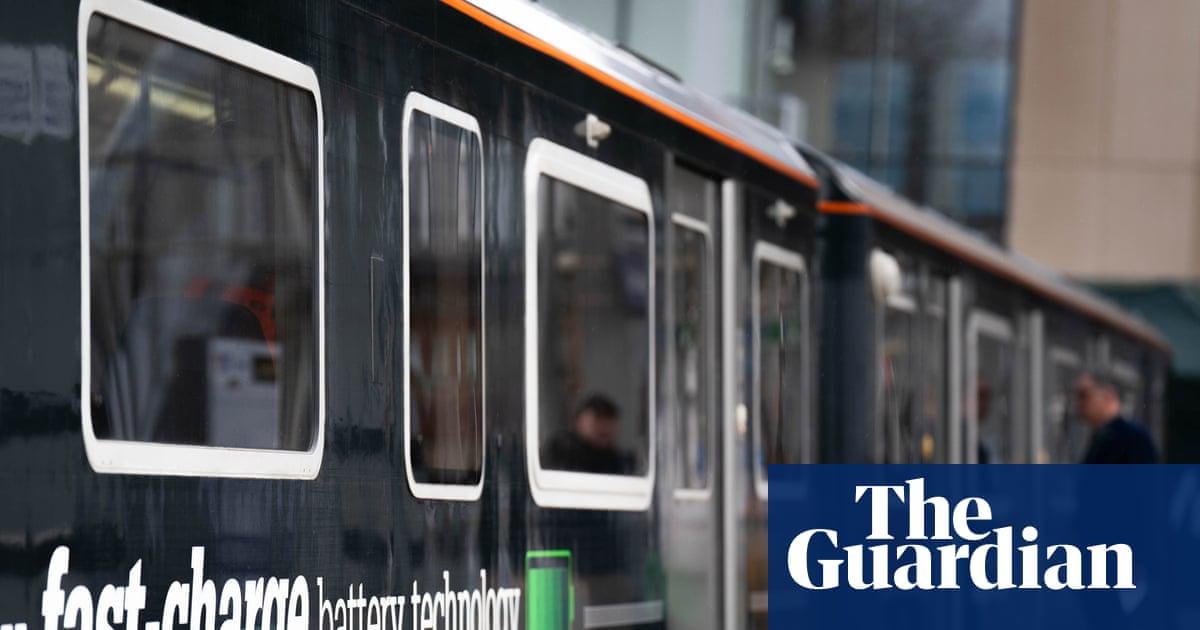 UK’s first rapid-charging battery train ready for boarding this weekend