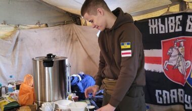 Yesterday he was tortured in Lukashenka's prison. Today he's in Kyiv helping Ukrainians. Aliaksei Kaplich - one of Belarus's youngest former political prisoners, deported by the regime - is now volunteering at a Belarusian aid hub. He is a Sviatlana Tsikhanouskaya's relative.