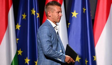 „Kolektivno samoubistvo“ mađarske opozicije - Lekcija i za Srbiju