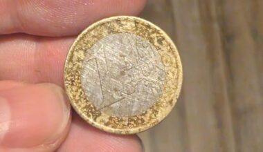 Minca na spodku balenia Golden Virginia tabaku. Stalo sa vam nieco podobne?