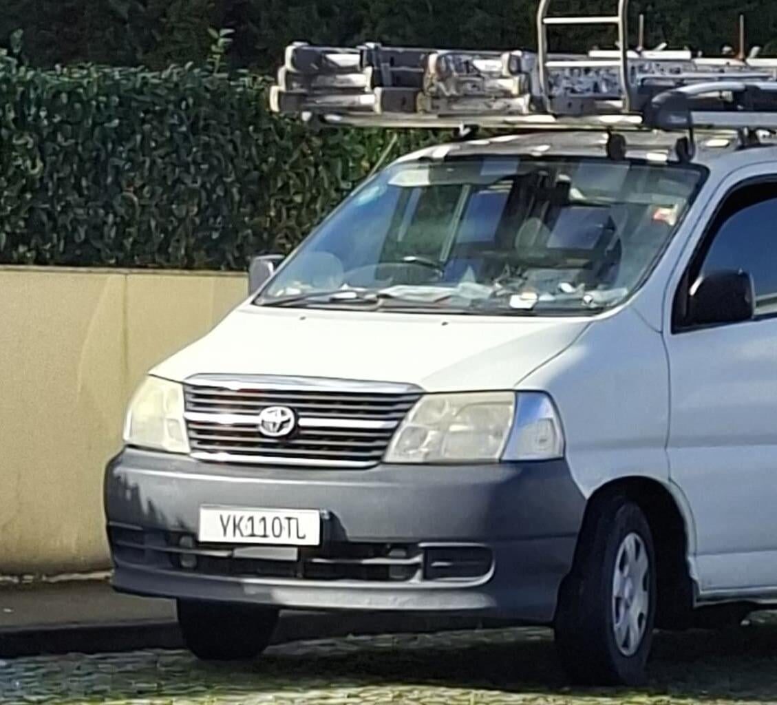 Homens Inglês oferecer limpezas de fachadas??