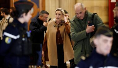 Procès en appel des assistants FN : le parquet général annonce qu’il va requérir la confirmation des culpabilités et l’inéligibilité