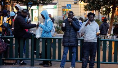 Ισπανία: Η μαζική νομιμοποίηση 500.000 παράτυπων μεταναστών που μπορεί να αλλάξει την οικονομία της χώρας