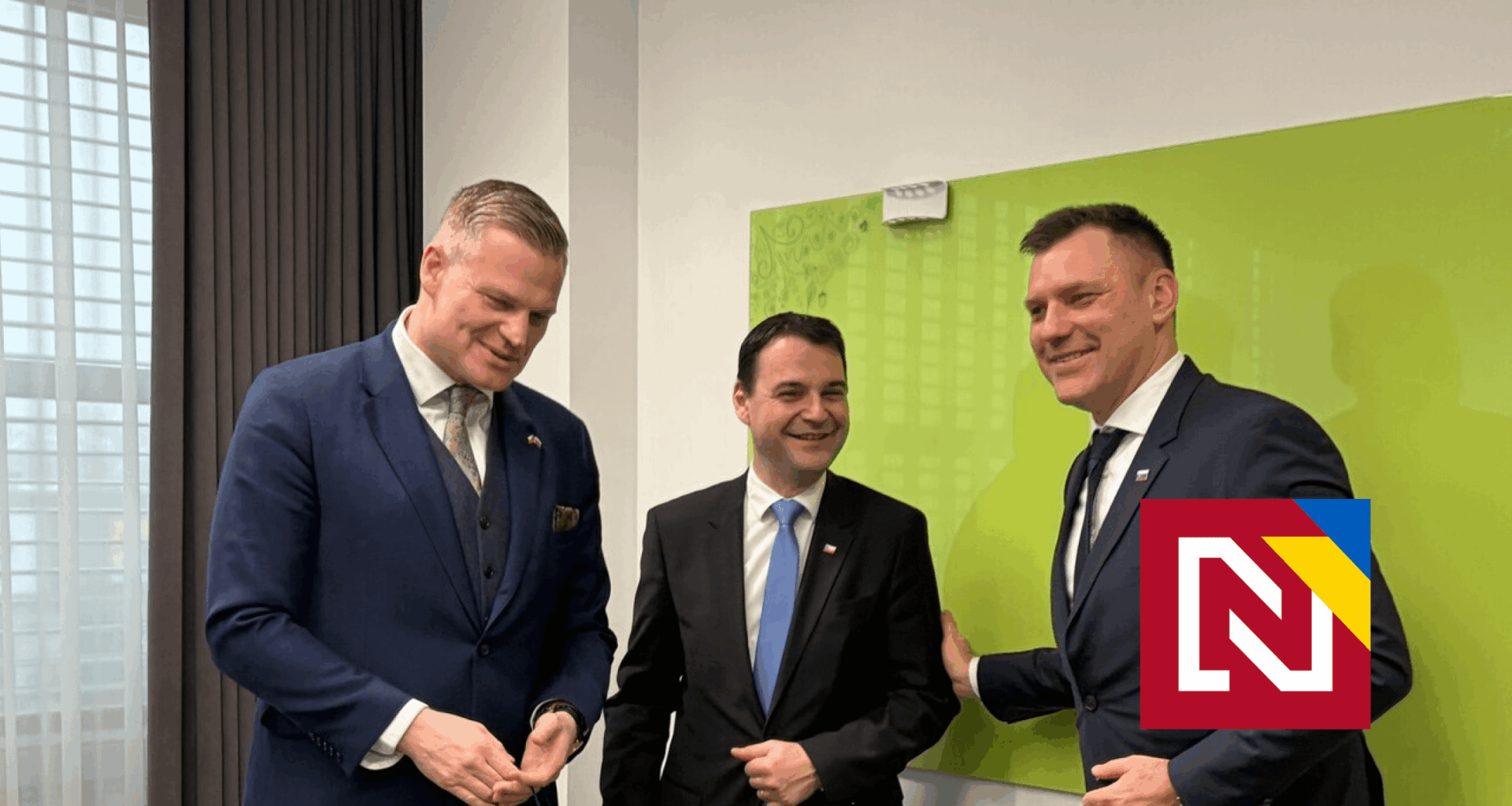 Taraba vezme Filipa Turka na Cyprus vládnym špeciálom. Sú Motoristi českým ekvivalentom SNS?