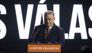 444 PW: “Egyértelmű, de apadó Tisza-előnyt mutat a kormány egy belső felhasználásra készült közvélemény-kutatása – tudtuk meg egymástól független forrásokból a múlt héten.”