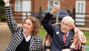 Business owned by Captain Sir Tom Moore's daughter worth just £850 after backlash