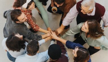 Barometer: Solidarity in Switzerland | How strong is solidarity in Switzerland? What unites us as a society and where are divisions emerging? The following 17 charts provide the answers.