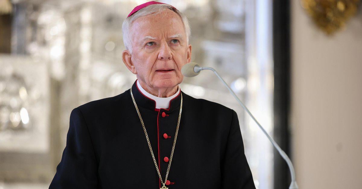 It is "better not to touch" this topic. Priests on the backstage of the closure of the archive of the Krakow Curia