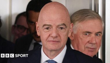 Fifa president apologises for comments about British football fans