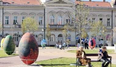 Bečej: Inicijativa „Komšije za komšije“: Opština odbija 42 parkovske klupe koje joj poklanjaju građani