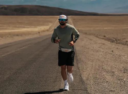 Gururumuz Arda Saatçi 96 saatde 460 km koştu