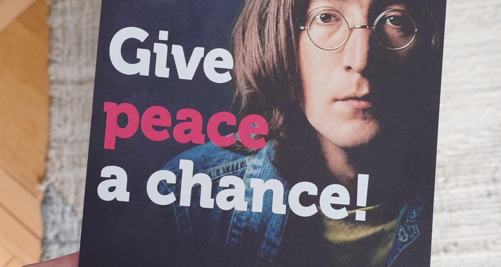 John Lennon came back from the dead to support the Neutralitätsinitiative