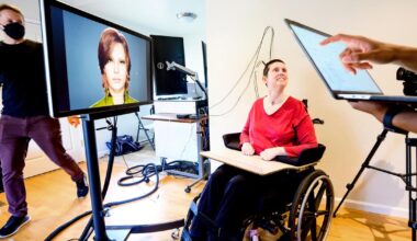 Un implant cérébral redonne la parole à une femme, 18 ans après un AVC