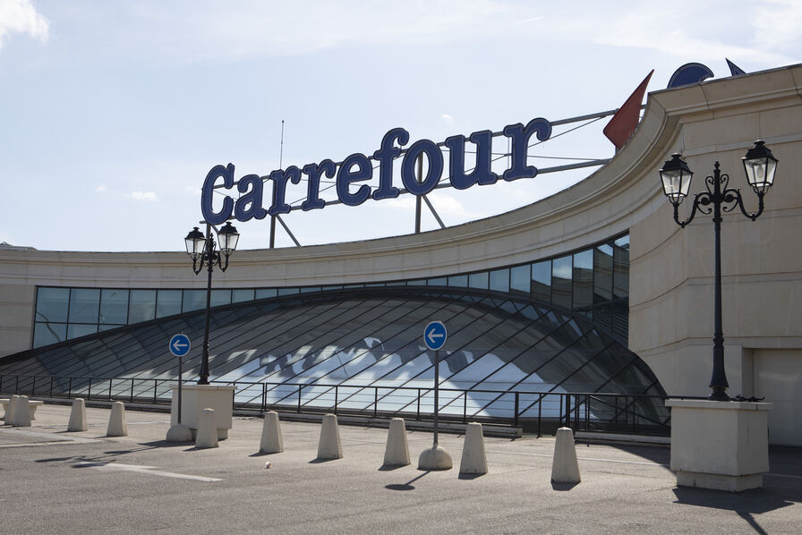 Carrefour signe l’acquisition du groupe Magne