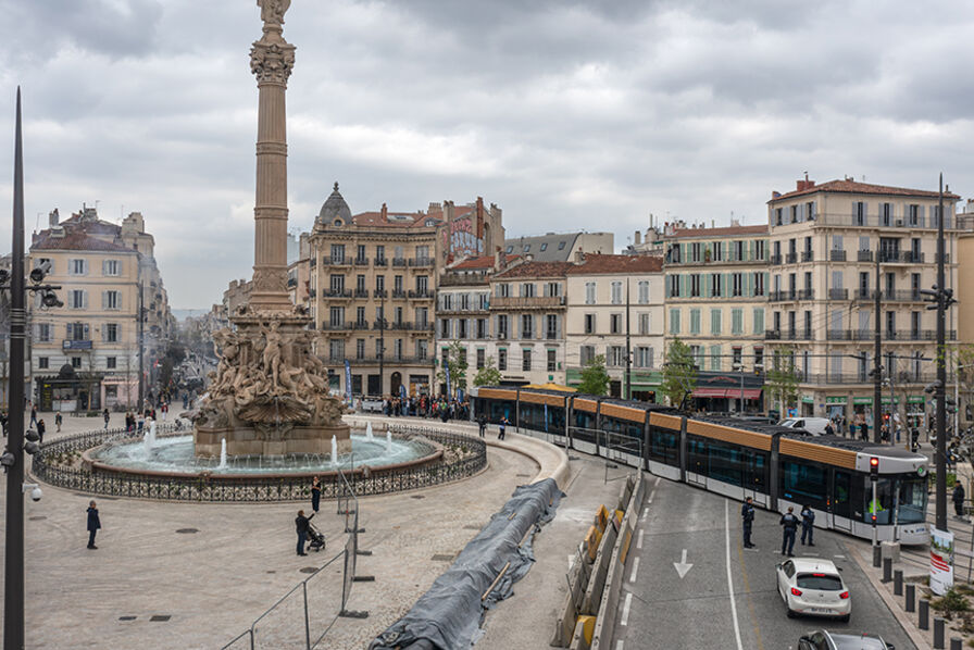 A Marseille, le tram gagne du terrain