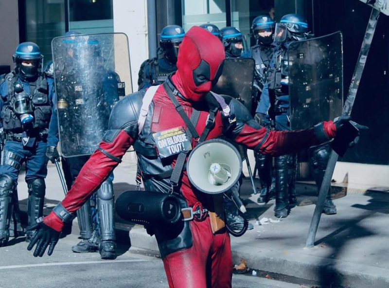 Influenceurs lyonnais. BaddyDeadpool, le danseur masqué