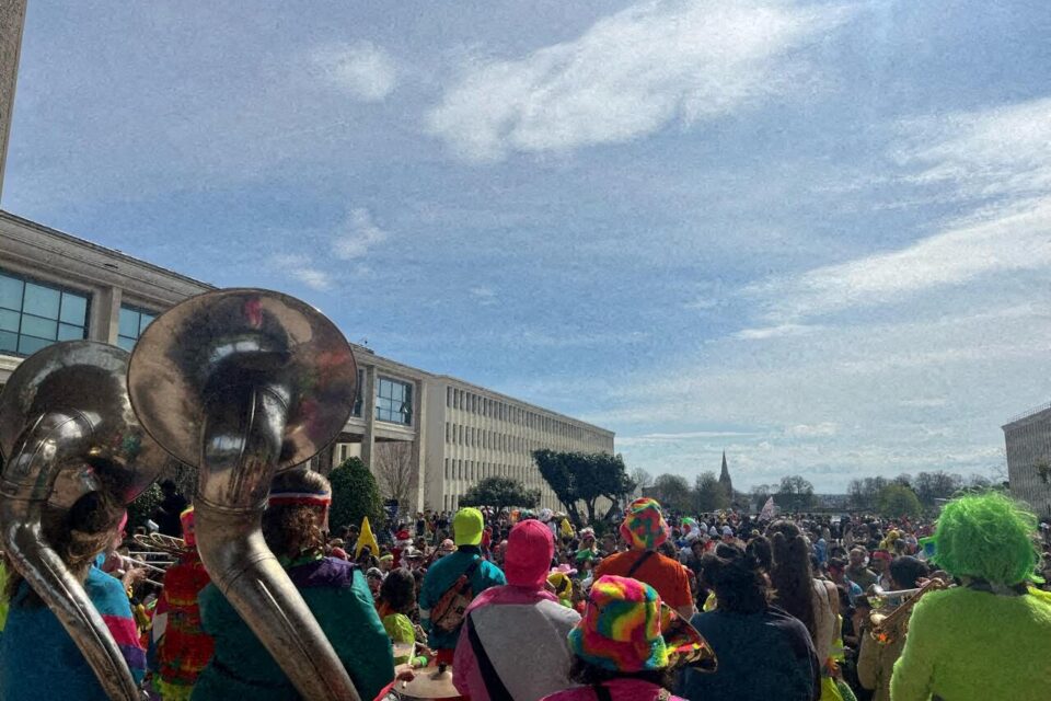 Caen - Carnaval étudiant - Université – défilé