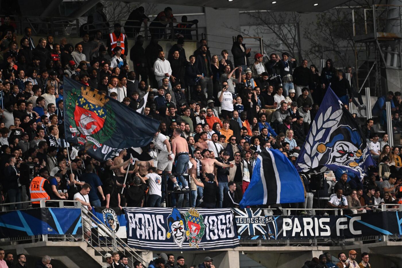 Un supporter du Paris FC interdit de stade après avoir insulté Bruno Retailleau - France - Paris FC