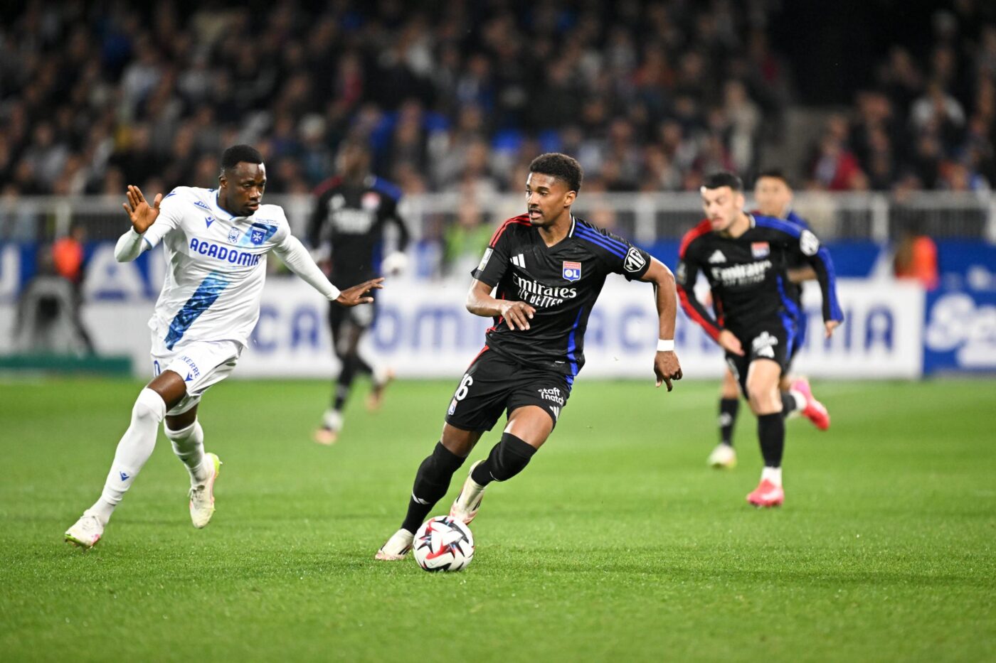 Lyon enivre sa saison en Bourgogne et assomme Auxerre - Ligue 1 - J29 - Auxerre-Lyon (1-3)