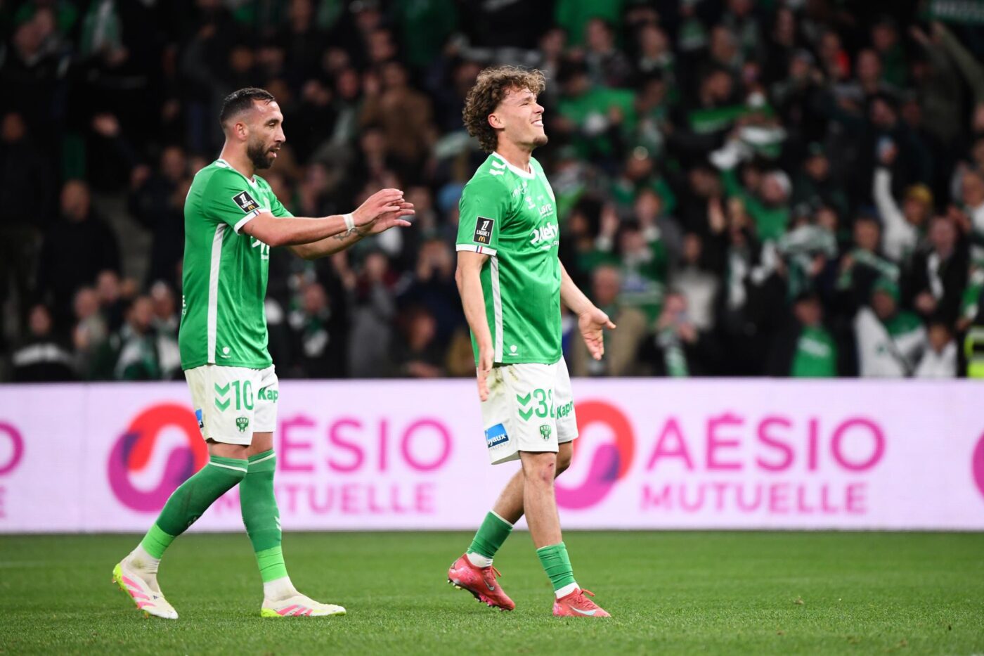 La DTA pointe les erreurs de Letexier et du VAR - Ligue 1 - J30 - Saint-Etienne-Lyon (2-1)