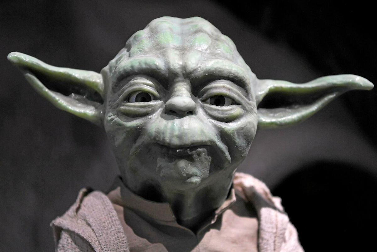 on sait enfin pourquoi Maître Yoda parle à l’envers