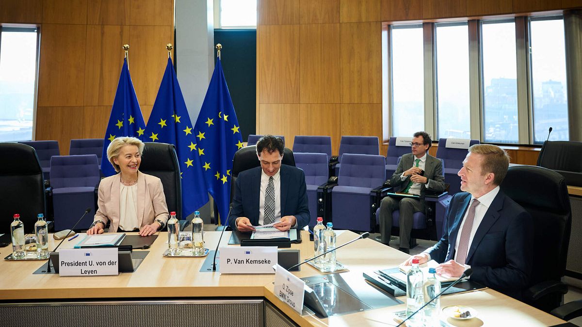 UE : 458 millions d'euros d'amende aux constructeurs automobiles pour entente sur le recyclage