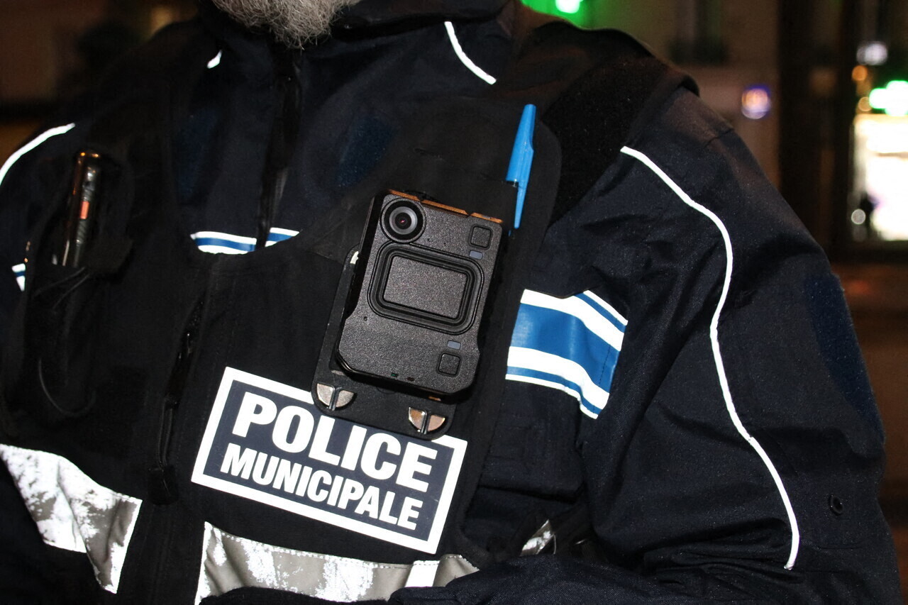 ces policiers municipaux vont pouvoir filmer leurs interventions