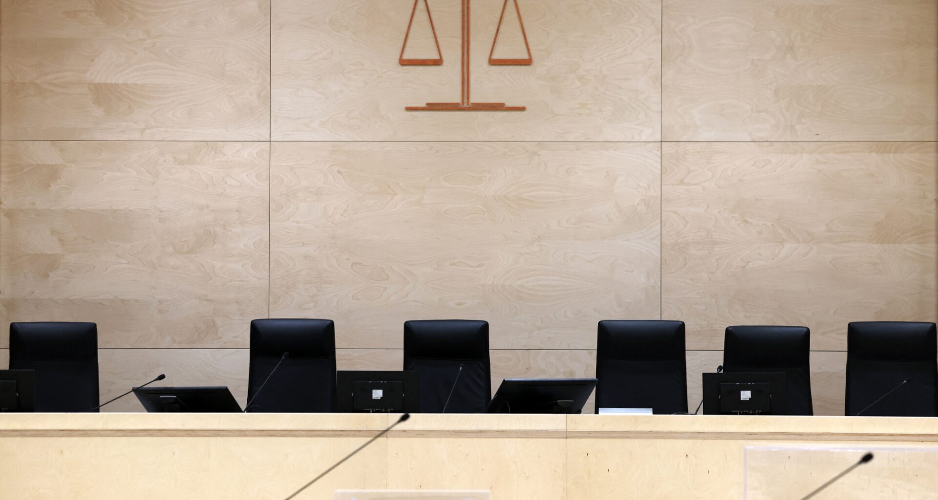 une greffière placée en détention pour complicité avec un trafiquant