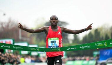 Benard Biwott remporte l'épreuve pour la deuxième fois et améliore son record