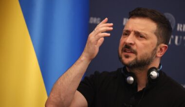 Zelensky attend une "réponse claire" de Moscou à sa proposition de trêve
