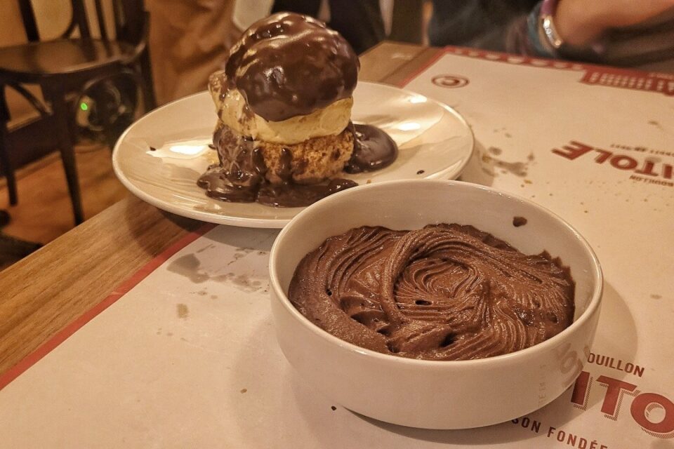 Jamais assez de chocolat dans la vie. Jamais assez.