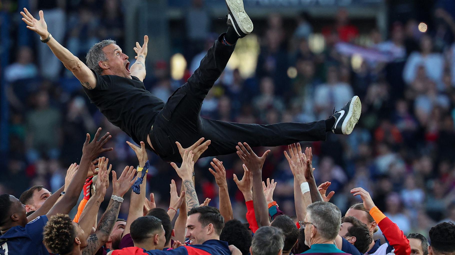 Le PSG sacré champion de France pour la 13e fois, le titre le plus précoce de l’histoire de la Ligue 1