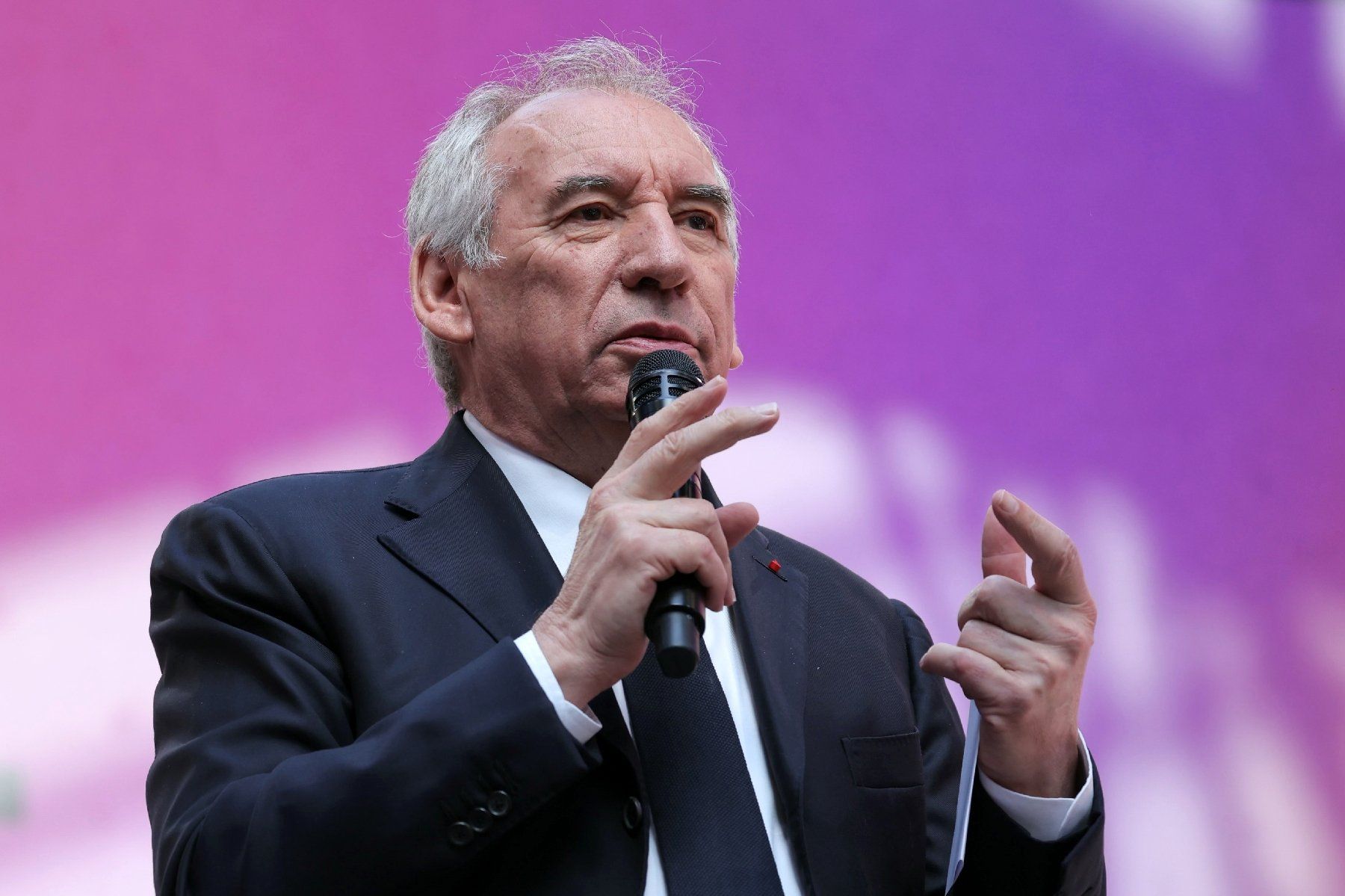 Le Premier ministre François Bayrou, le 6 avril 2025 à la Cité du cinéma de Saint-Denis