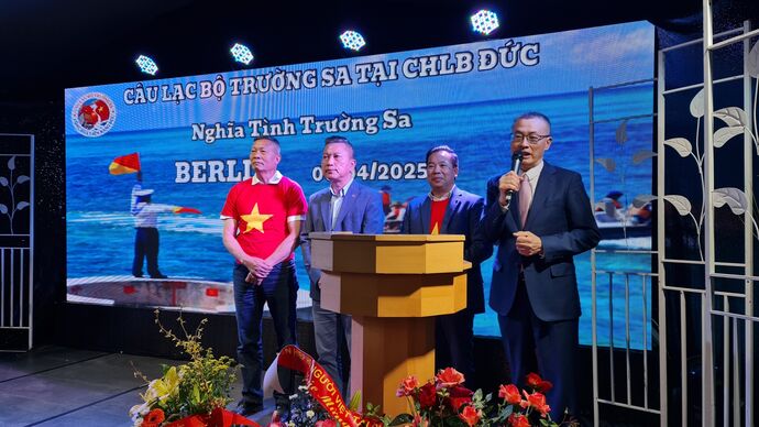 Les Vietnamiens en Allemagne se tournent vers leur bien-aimé Truong Sa