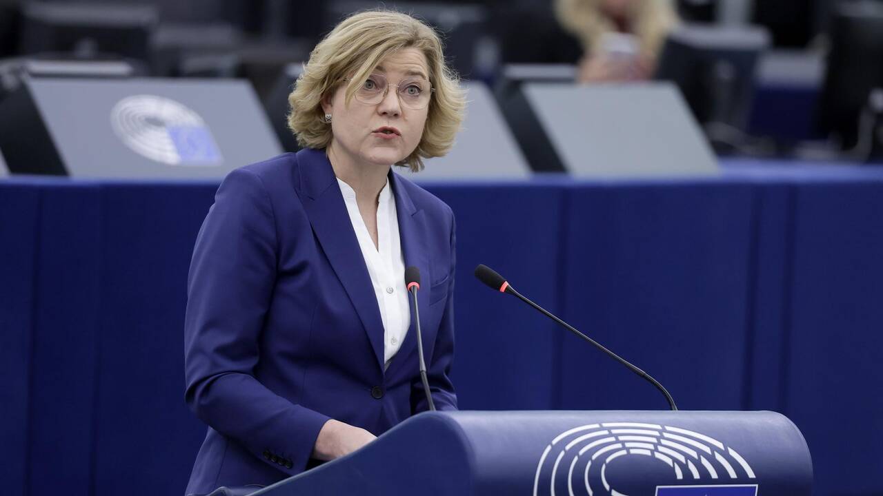 L’Europe décide de s’aplatir brutalement devant les Etats-Unis sur le terrain numérique, mais ce ne sera jamais suffisant