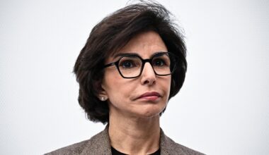 La réforme de l’audiovisuel public, le boulet que Rachida Dati ne finit plus de traîner