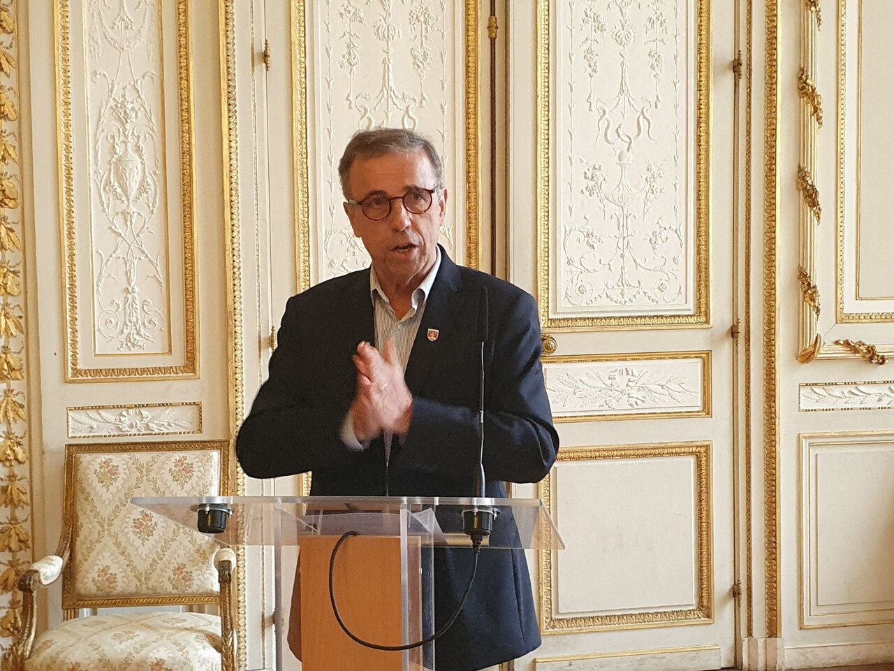 Que va faire le maire de Bordeaux, Pierre Hurmic, en voyage à Los Angeles ?