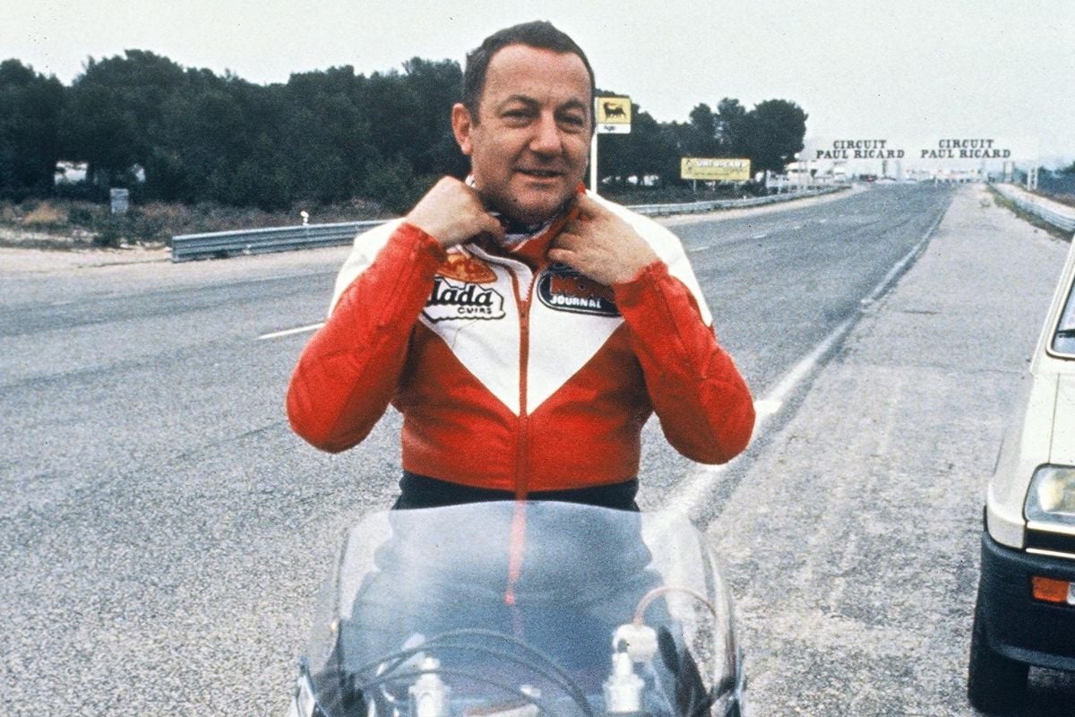 "Une photo de Coluche dans son cercueil" : ce mystère qui demeure près de 40 ans plus tard