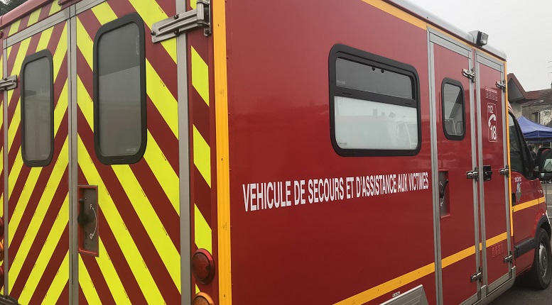 L'automobiliste, légèrement blessé, a été transporté par les sapeurs-pompiers vers l'hôpital le plus proche - Illustration