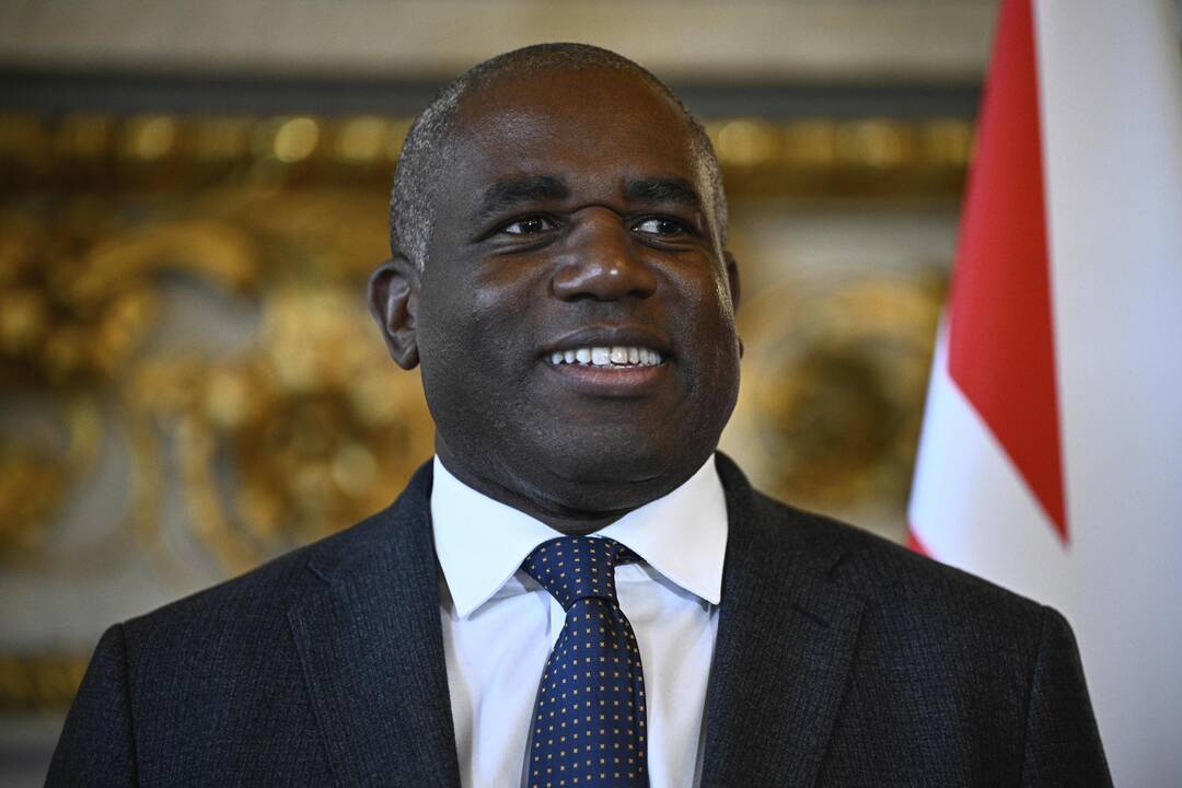 Le ministre britannique des Affaires étrangères, David Lammy, à Paris, le 17 avril 2025. — © Julien de Rosa / keystone-sda.ch
