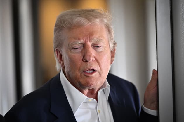Donald Trump affirme que la Russie et l'Ukraine sont "très proches d'un accord"